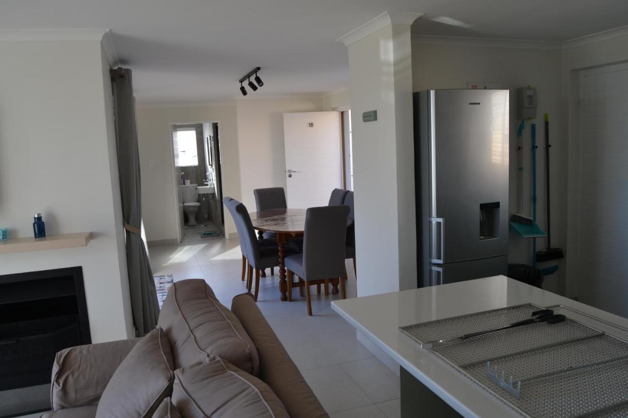 Hermanus Beach Club - Le Maree House 18 ภายนอก รูปภาพ